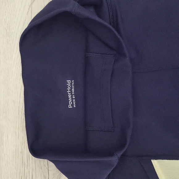 🛍Fabletics Womens XS On The Go High Waisted Short 9" Powerhold Compression - Picture 4 of 10